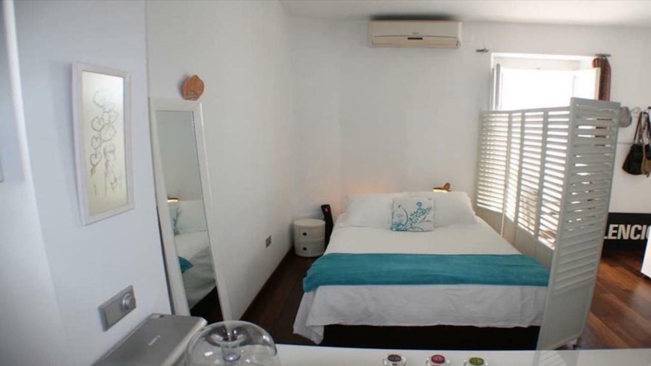 La Casa De Maite Apartment Sevilla Bagian luar foto